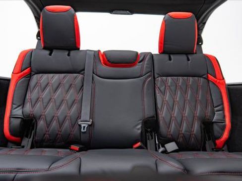 Used 2026 Jeep Wrangler Unlimited Sport image 30