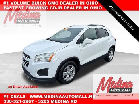 Used 2016 Chevrolet Trax LT w/ LT Convenience Package FWD image 1