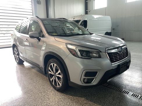 Used 2021 Subaru Forester Limited AWD/4WD image 1