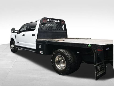 Used 2022 Ford F350 XLT AWD/4WD image 3