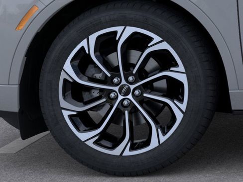 New 2026 Lincoln Nautilus Reserve image 19