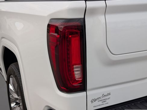 Used 2024 GMC Sierra 1500 Denali w/ Denali Reserve Package image 11