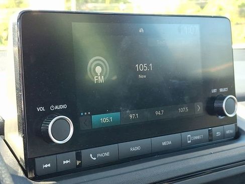 Used 2025 Honda Accord SE image 18
