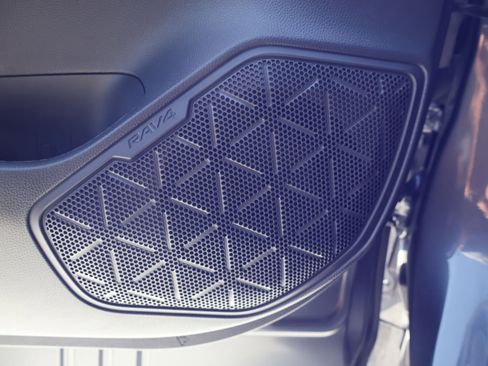 Used 2021 Toyota RAV4 XSE w/ Premium Package image 14