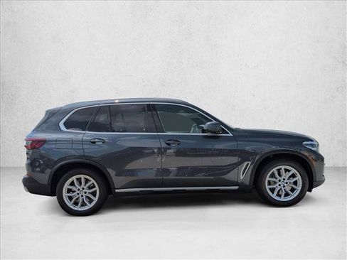 Used 2021 BMW X5 xDrive45e w/ Premium Package AWD/4WD image 4