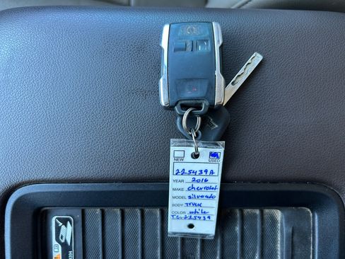 Used 2016 Chevrolet Silverado 1500 LTZ Z71 w/ LTZ Plus Package image 29