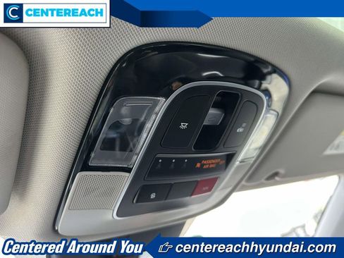 Used 2024 Hyundai Tucson Limited AWD/4WD image 32
