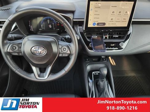Used 2025 Toyota Corolla XSE FWD image 26
