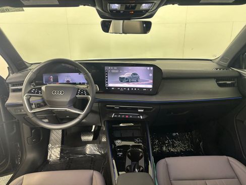 New 2026 Audi Q3 quattro 2.0T AWD/4WD image 15