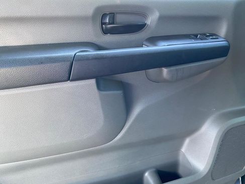 Used 2017 Nissan NV 3500 SV w/ SV Technology Package image 22