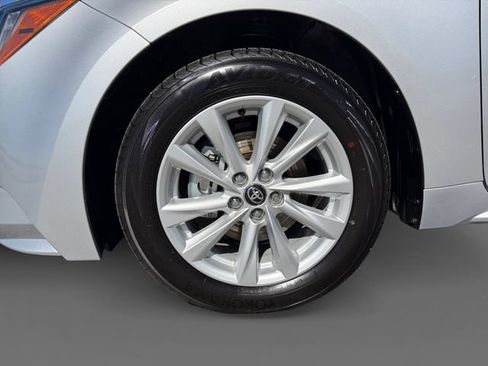 Certified 2026 Toyota Corolla LE w/ LE Premium Package FWD image 12