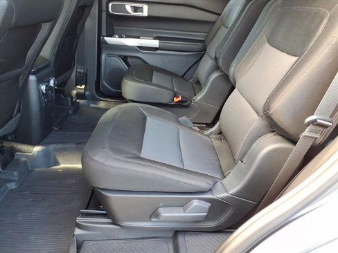 Certified 2022 Ford Explorer XLT image 15