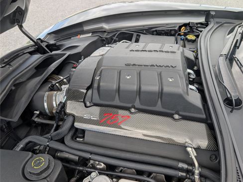 Used 2016 Chevrolet Corvette Z06 w/ 3LZ Preferred Equipment Group RWD image 24