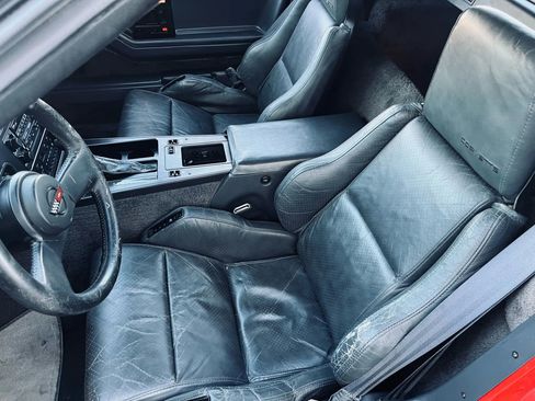 Used 1987 Chevrolet Corvette Convertible image 14