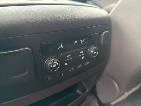 Used 2017 GMC Yukon Denali w/ Open Road Package image 19