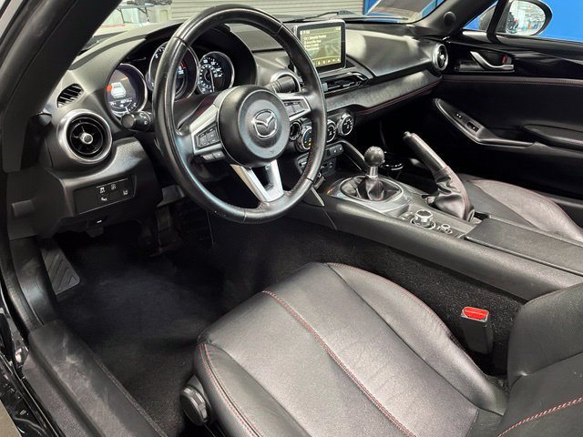 Used 2017 MAZDA MX-5 Miata RF Grand Touring RWD image 13