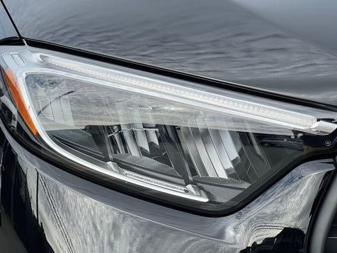 Used 2025 Mercedes-Benz GLC 63 AMG S image 11