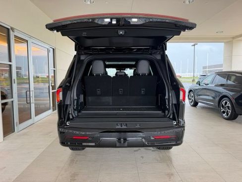 Used 2025 Lincoln Navigator Black Label AWD/4WD image 41