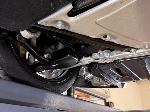 Used 2018 Porsche 911 GT2 RS image 88