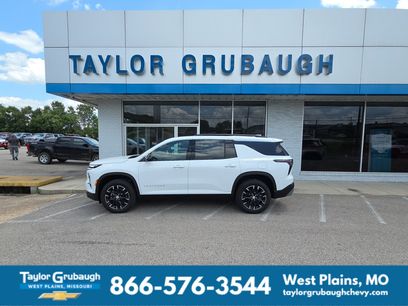 New 2026 Chevrolet Traverse LT w/ Sun and Wheel Package