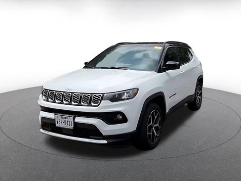 Used 2025 Jeep Compass Limited AWD/4WD image 5