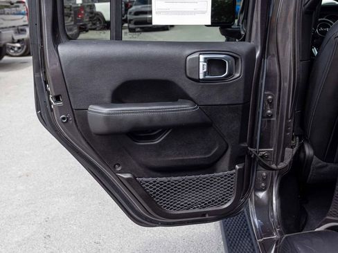 Used 2023 Jeep Wrangler Unlimited Sahara w/ Cold Weather Group AWD/4WD image 14