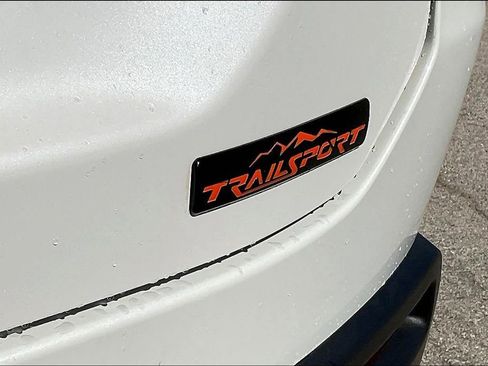 Used 2025 Honda Pilot TrailSport image 33