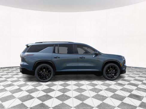 New 2026 Chevrolet Traverse RS w/ LPO, Floor Liner Package AWD/4WD image 11