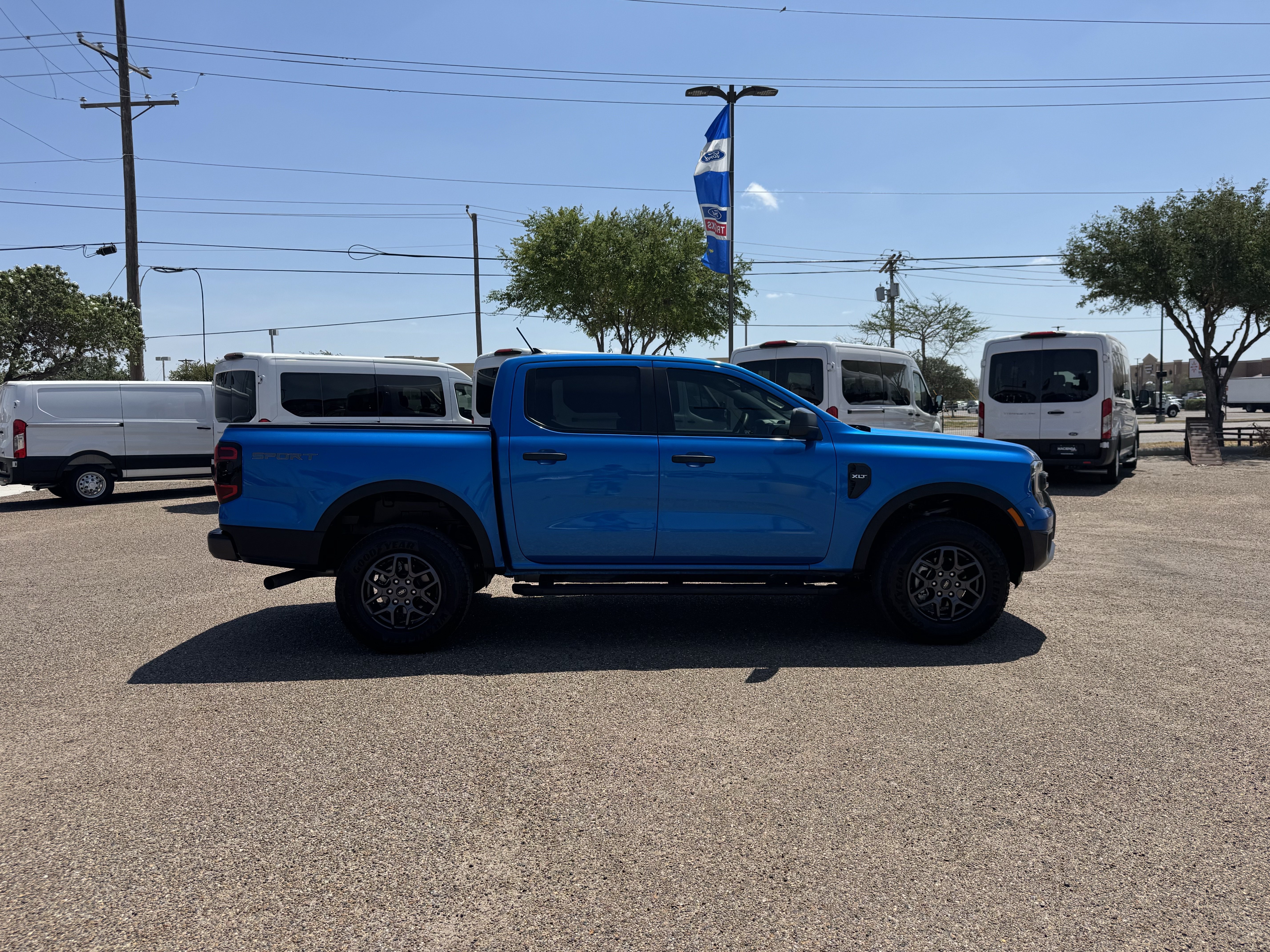 Used 2025 Ford Ranger XLT RWD image 4