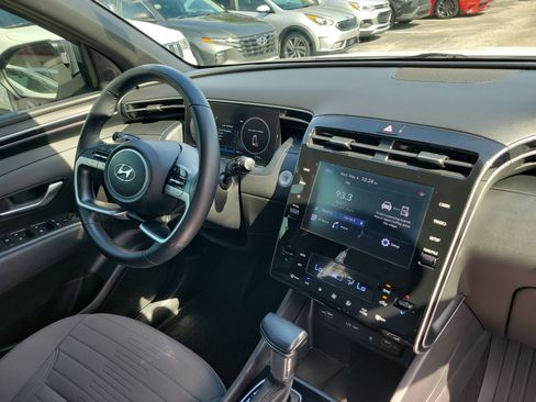 Used 2022 Hyundai Santa Cruz SEL Premium w/ Cargo Package AWD/4WD image 8