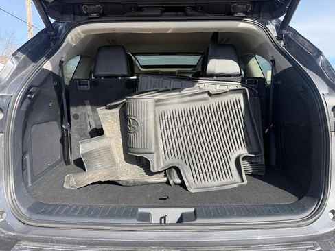 Used 2022 Toyota Highlander Platinum image 7