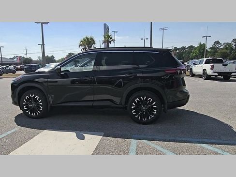 New 2026 Nissan Rogue Dark Armor FWD image 25