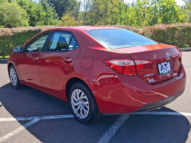 Used 2018 Toyota Corolla LE FWD image 4