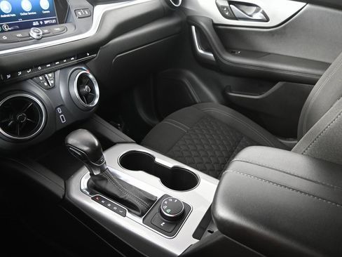Used 2019 Chevrolet Blazer LT image 33