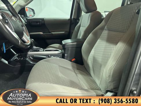 Used 2021 Toyota Tacoma SR5 image 13