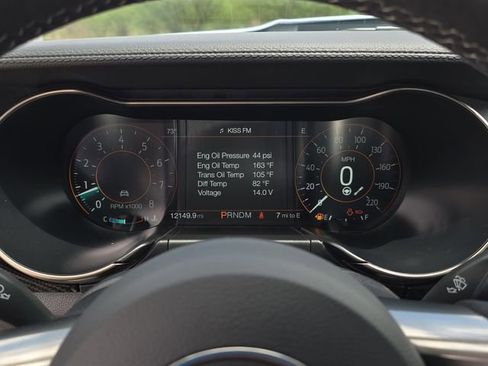 Used 2022 Ford Mustang Shelby GT500 w/ Technology Package RWD image 19