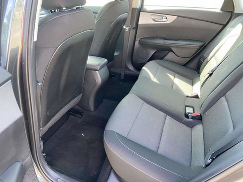 Used 2023 Kia Forte LXS FWD image 10