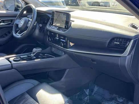 Used 2021 Nissan Rogue Platinum image 26