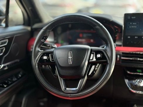 Used 2025 Lincoln Corsair Grand Touring w/ Equipment Group 301A image 19