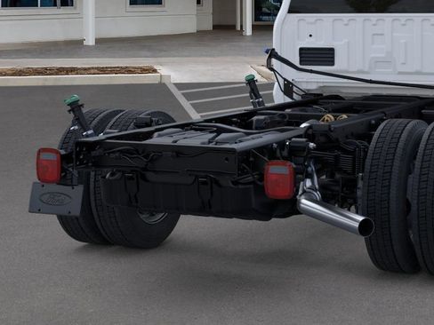 New 2025 Ford F450 XL AWD/4WD image 21