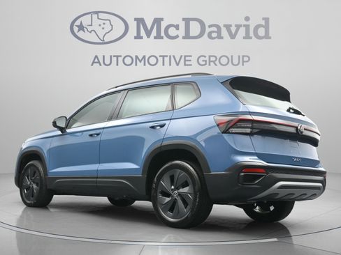 Used 2025 Volkswagen Taos S FWD image 28