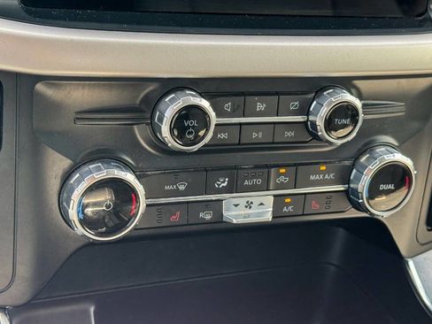 Used 2023 Ford F150 Lightning XLT AWD/4WD image 36