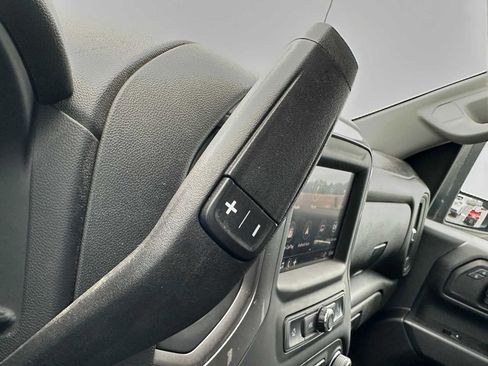 Used 2024 Chevrolet Silverado 2500 Custom w/ Custom Value Package image 34