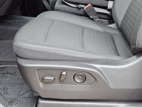 Used 2026 Chevrolet Silverado 1500 Custom w/ LPO, Dark Essentials Package RWD image 23
