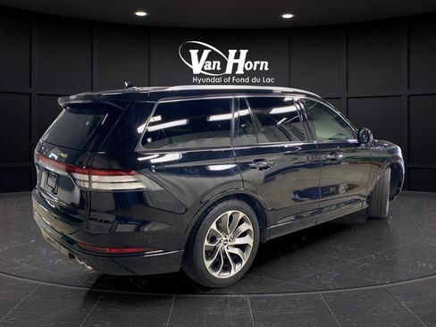 Used 2021 Lincoln Aviator Grand Touring w/ Equipment Group 302A AWD/4WD image 7