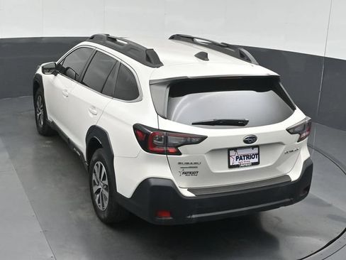 Used 2025 Subaru Outback Premium AWD/4WD image 35