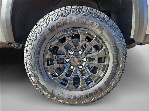 New 2026 GMC Canyon Elevation w/ Convenience Package RWD image 10