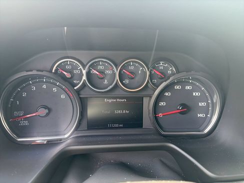 Used 2021 Chevrolet Tahoe RST w/ Luxury Package AWD/4WD image 15