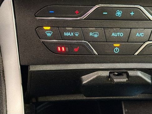 Used 2020 Ford Edge SEL w/ Convenience Package image 20