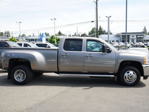 Used 2013 Chevrolet Silverado 3500 LTZ w/ LTZ Plus Package AWD/4WD image 6